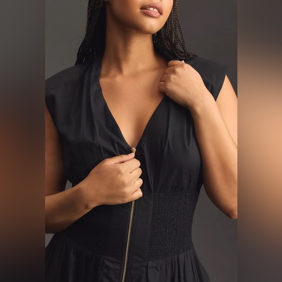 The Tommie Cap-Sleeve Smocked Front-Zip Midi Shirt
100% cotton Dress - Picture 3 of 17